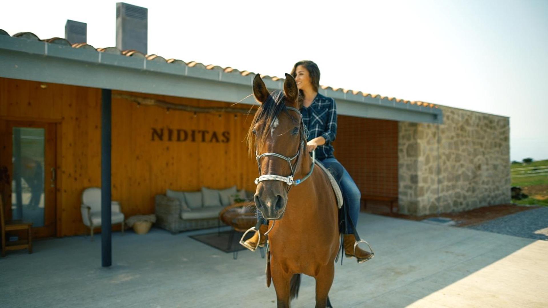 Suites Niditas Yuso ภายนอก รูปภาพ